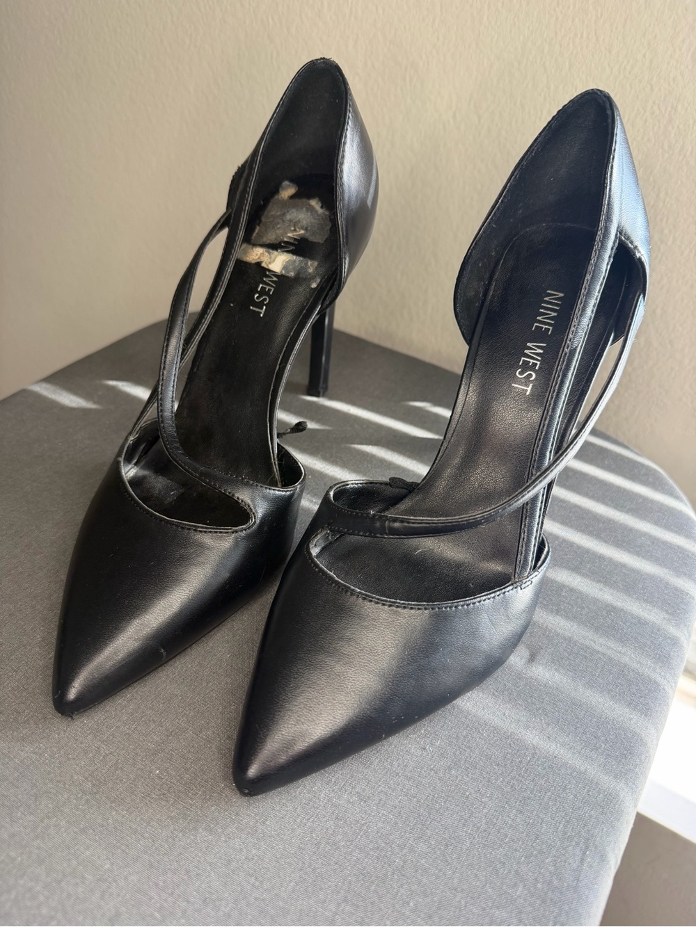 Nine West Black Pointed-Toe D'Orsay Strappy Heels size 7